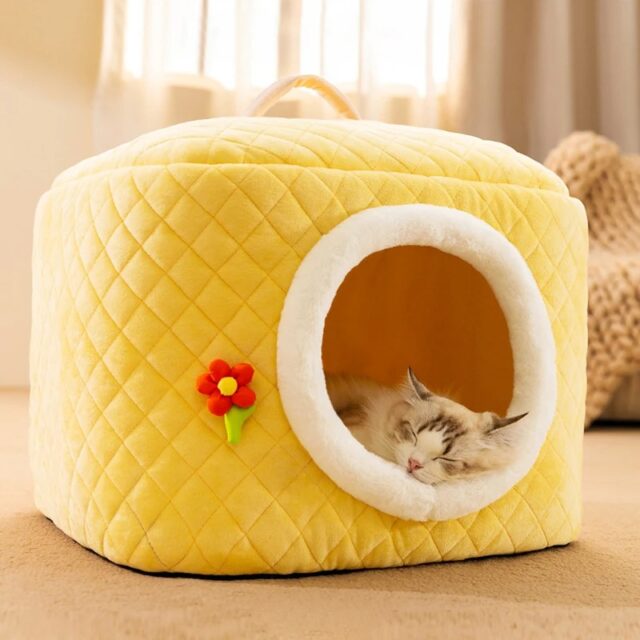 Plush Indoor Cat Bed p1